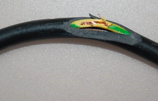 Kabel beschaedigt
